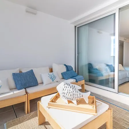 Vb Lar Bay - 3 Bdr With Sea Views *