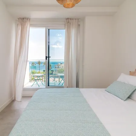 Vb Lar Bay - 3 Bdr With Sea Views *